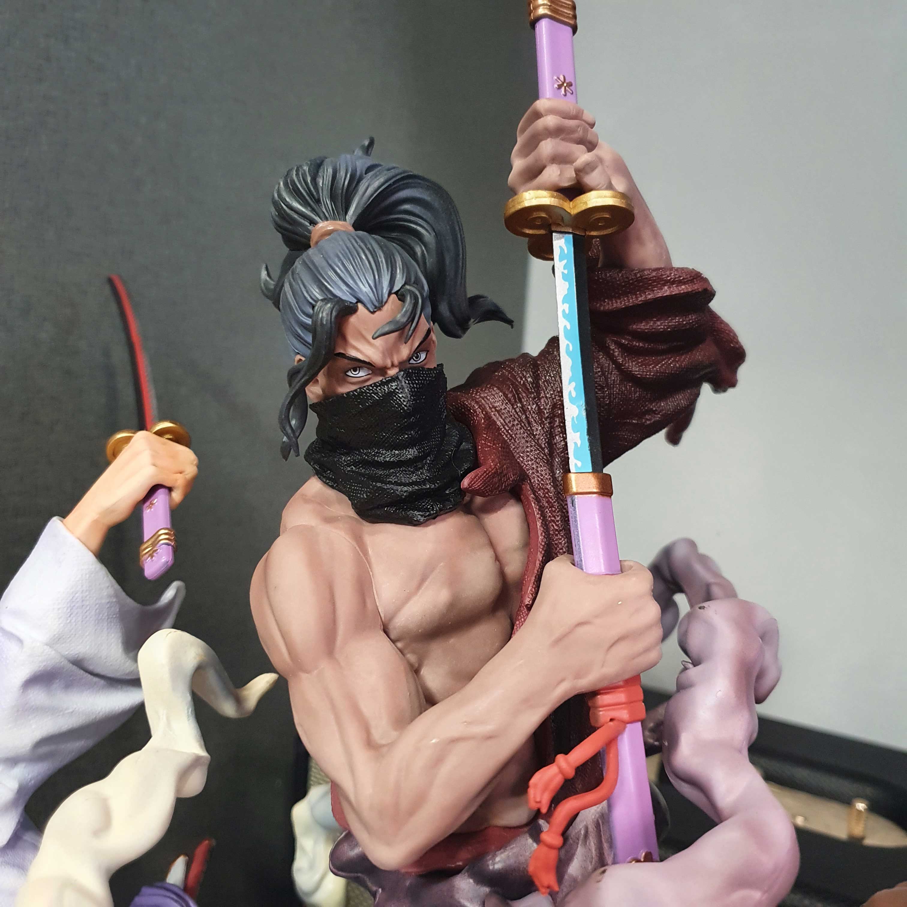Mô hình siêu phẩm Zoro Wano Burning 43 cm có LED - One Piece