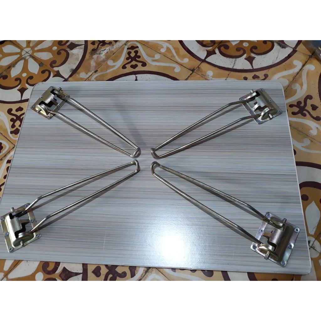 Bàn Học Trẻ Em