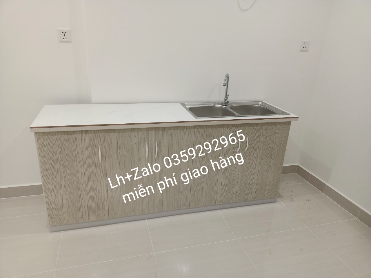 Tủ bếp mini nhựa đài Loan ốp mặt gạch sẵn bồn đôi