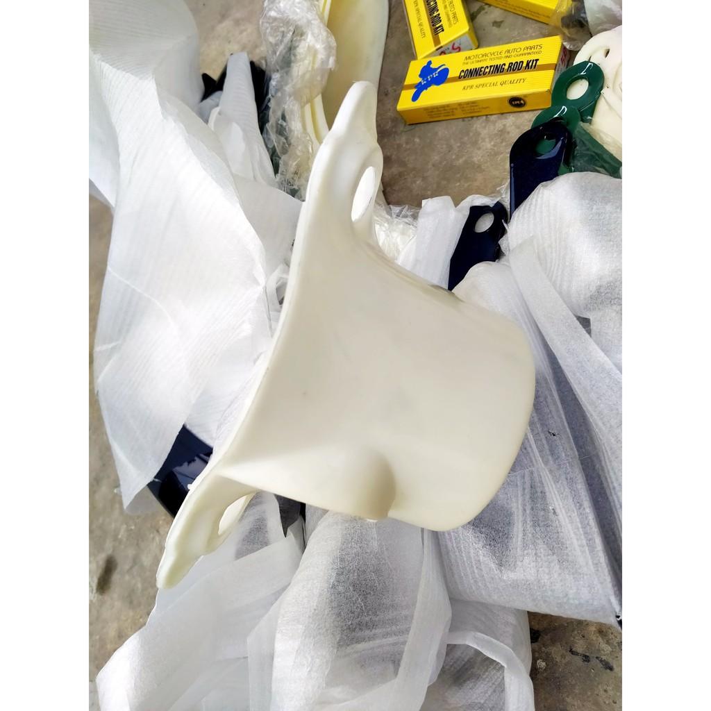 Nhựa gáy bợ cổ dành cho xe honda cup 81
