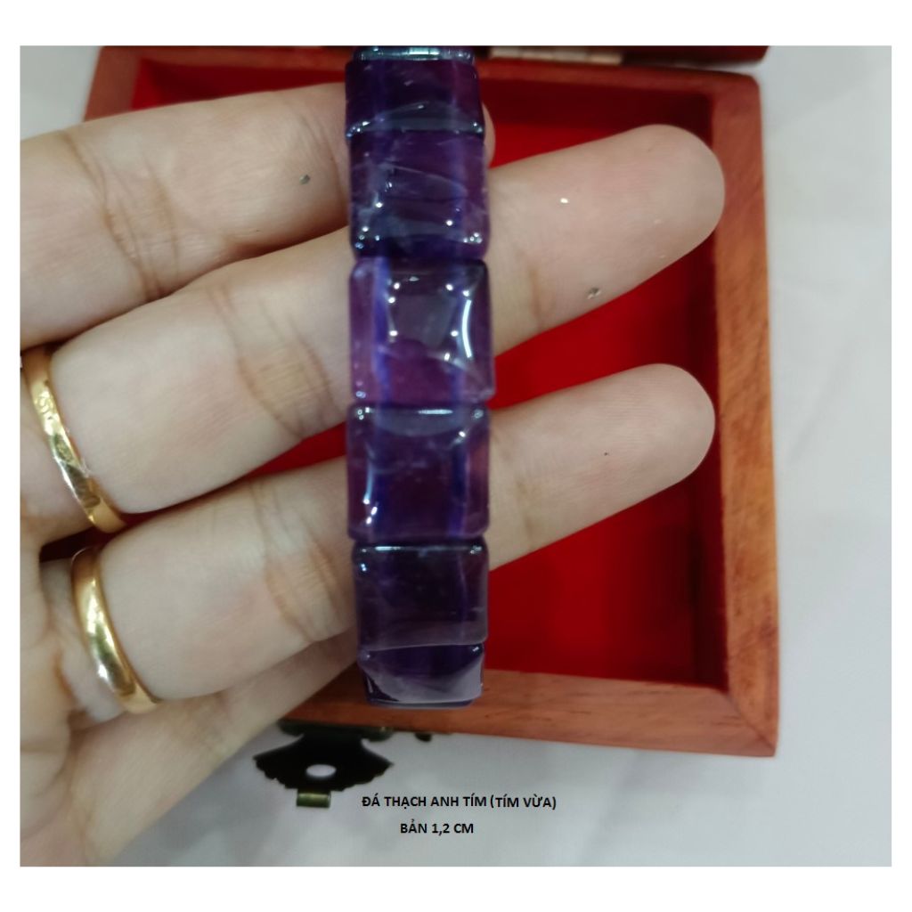 Vòng đá Thạch Anh tím - Hợp mệnh Hỏa - Thổ. To bản vòng 1.2cm, được luồn 2 hàng dây song song chắc chắn