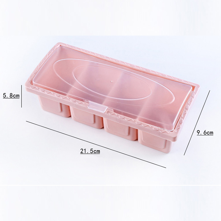 Hộp đựng gia vị 4 ngăn kèm muỗng nhựa AS PP an toàn sức khỏe - Giao màu ngẫu nhiên