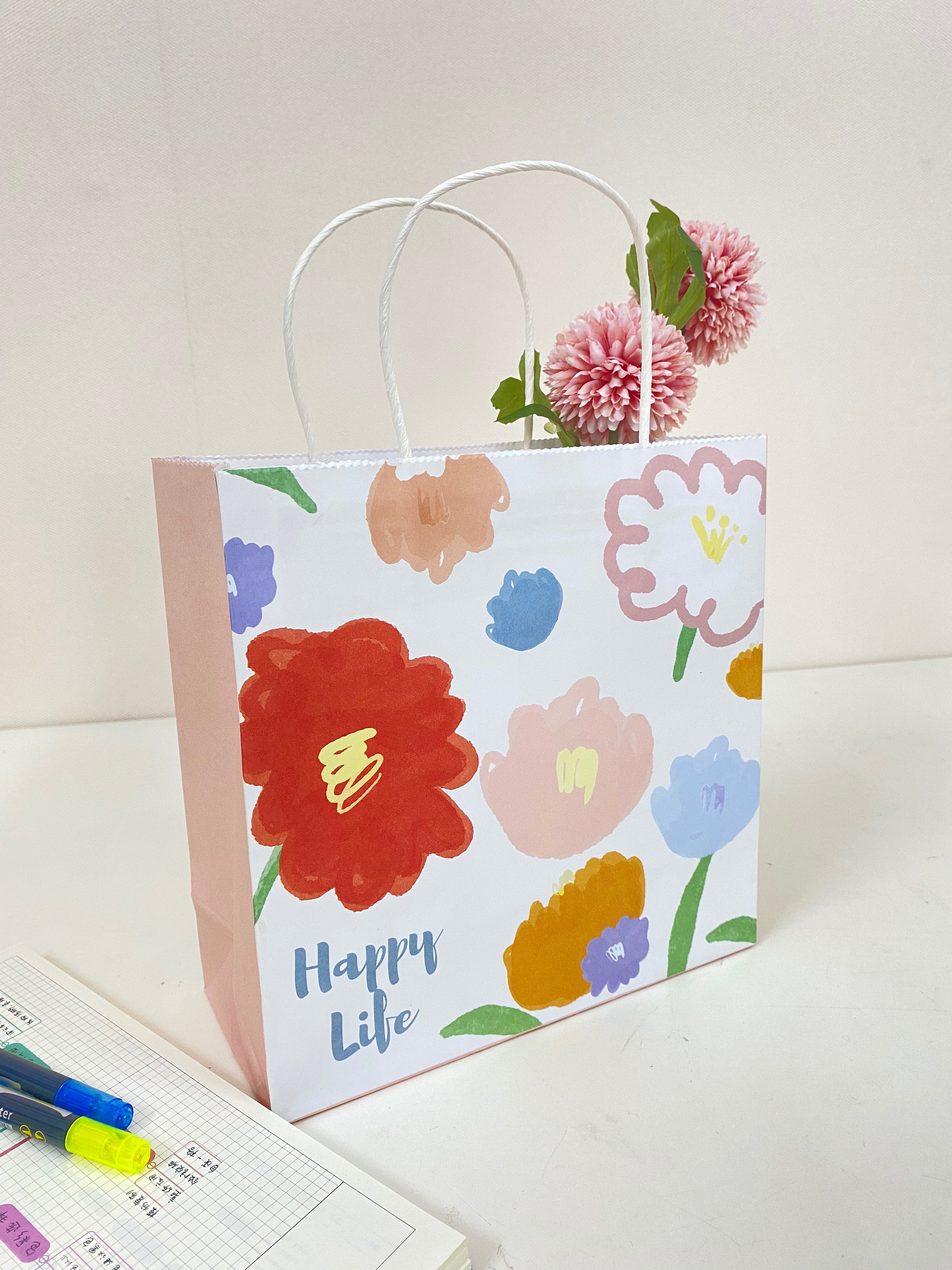 COMBO 50 TÚI KRAFT TRUNG(  KT 22X22X9.5CM ) HOA  LỚN HAPPY LIFE