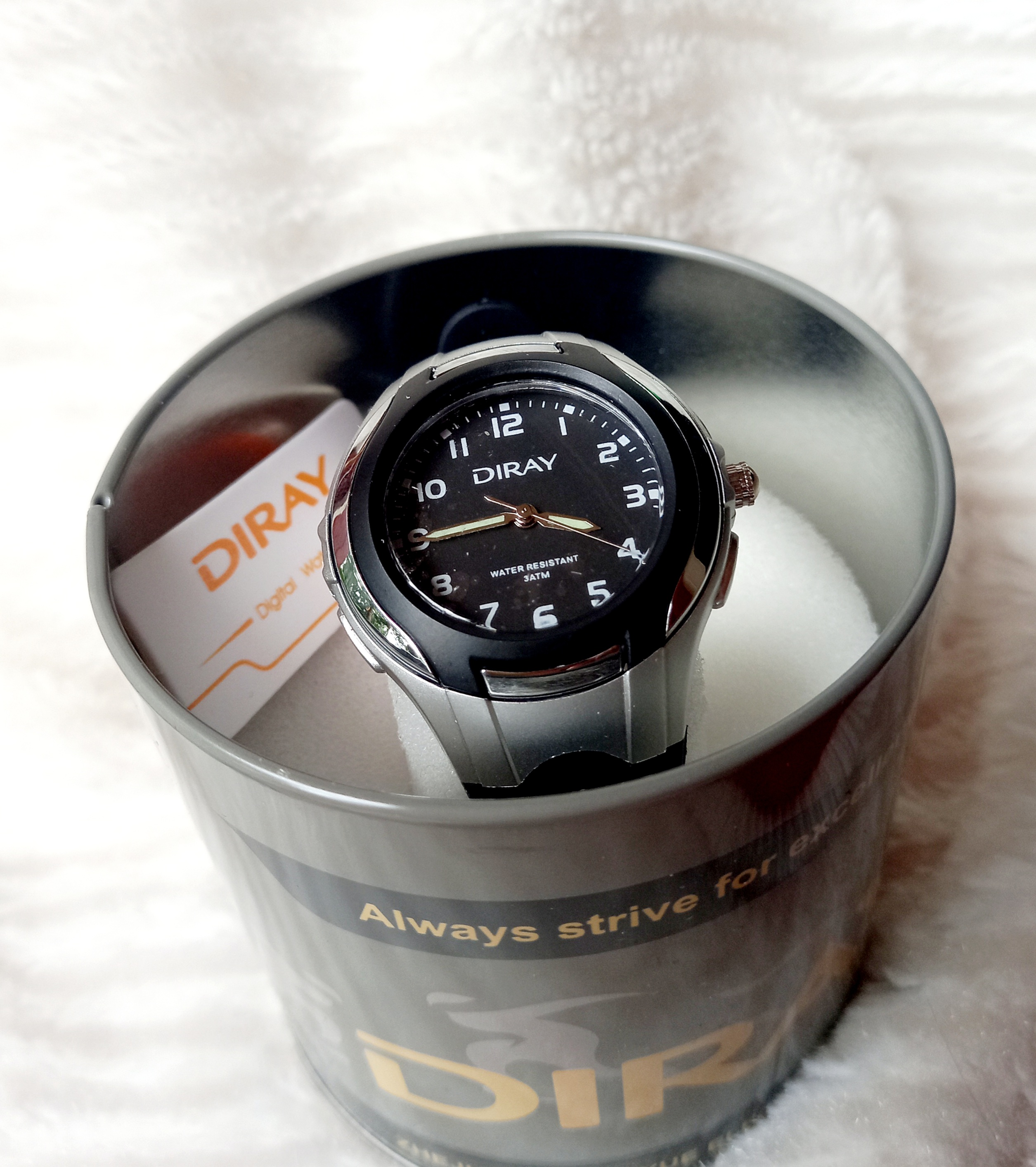Đồng hồ trẻ em Diray chạy kim hàng chí.nh hãng chống nước, quai silicon màu đen