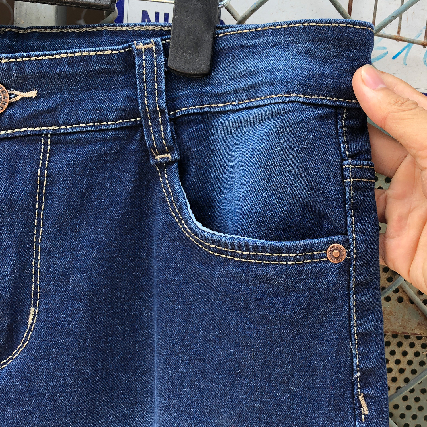 Quần Jeans Nam Phong Cách Trẻ Trung Đơn Giản