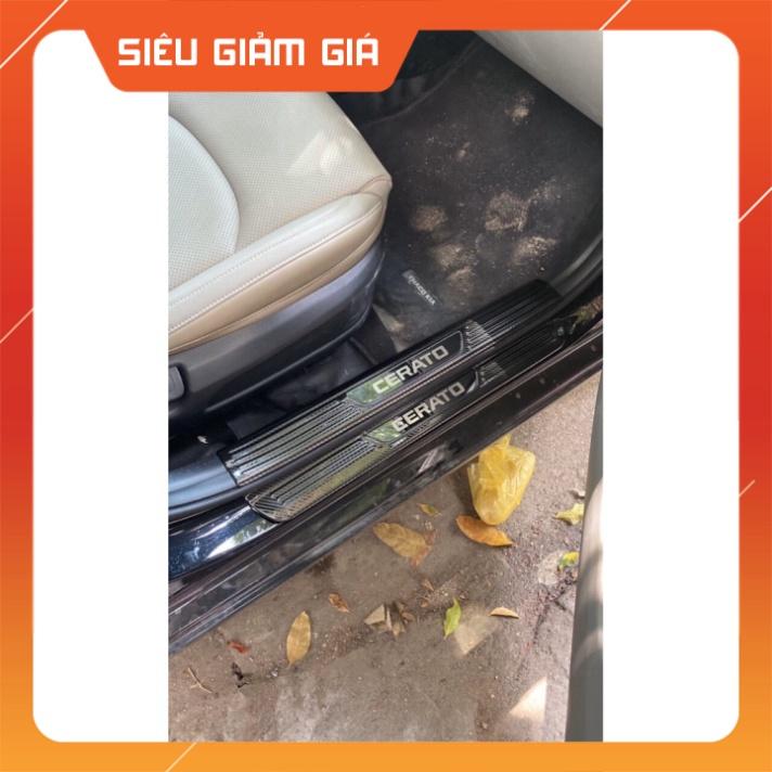 ỐP BẬC TRONG NGOÀI CERATO 2019 - 2021 VÂN CACBON HÀNG CAO CẤP