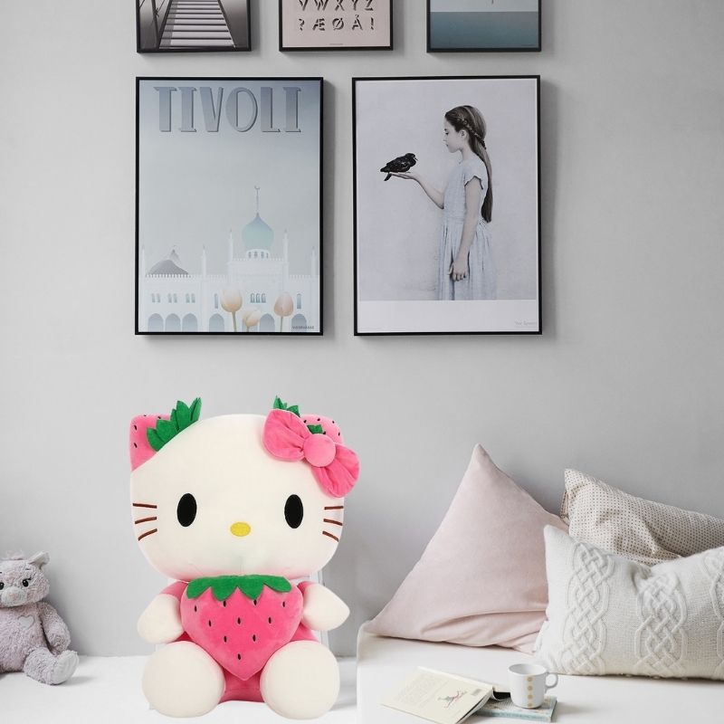 Gấu Bông Mèo Kitty Ôm Dâu Tây Siêu Hot Siêu Cưng (22cm---&gt;50cm) Hàng Cao Cấp Loại 1 Chất Lượng Cao, An Toàn Cho Trẻ Nhỏ
