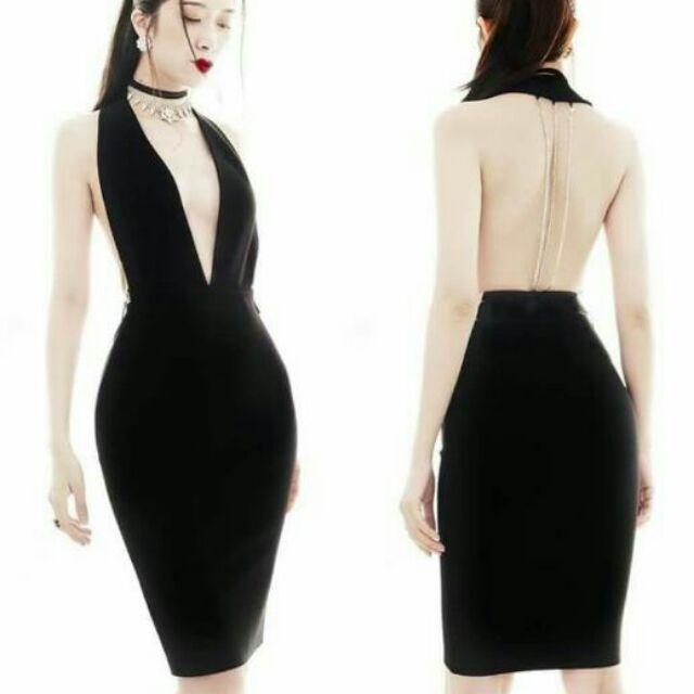 Đầm yếm hở lưng phối xích sexy