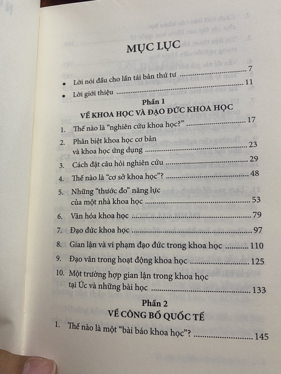 Đi Vào Nghiên Cứu Khoa Học - Nguyễn Văn Tuấn - Tái bản lần 7 (Sách được trao giải Sách hay 2013)