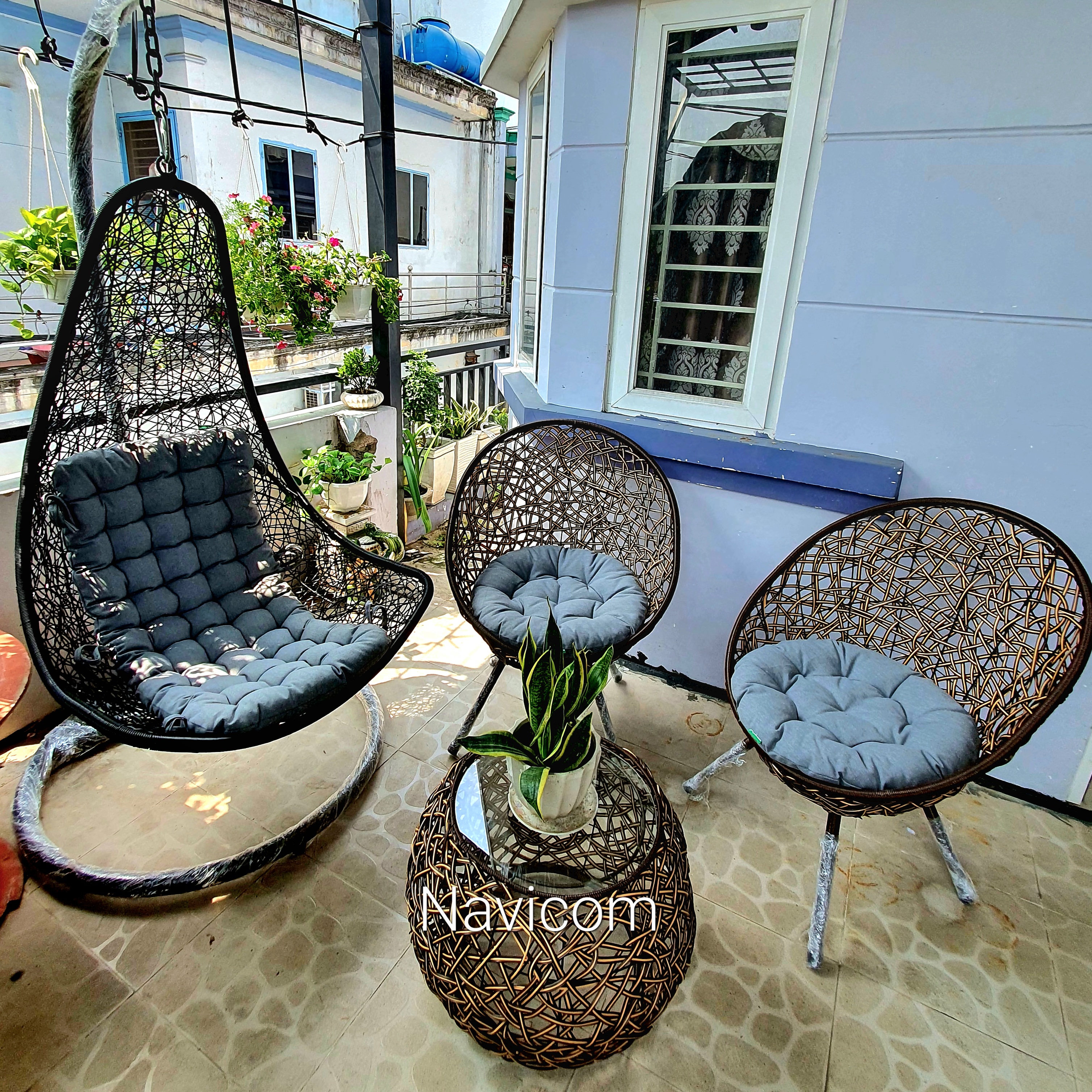 Bộ bàn ghế sân vườn xích đu