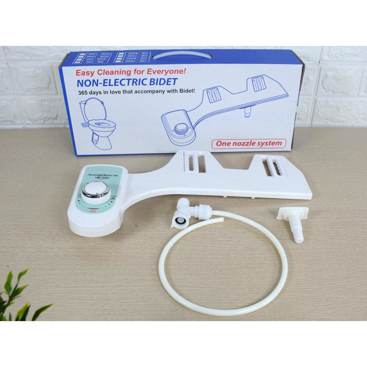 Vòi xịt rửa vệ sinh tự động Bidet HB-100 - 1 vòi phun nước lạnh