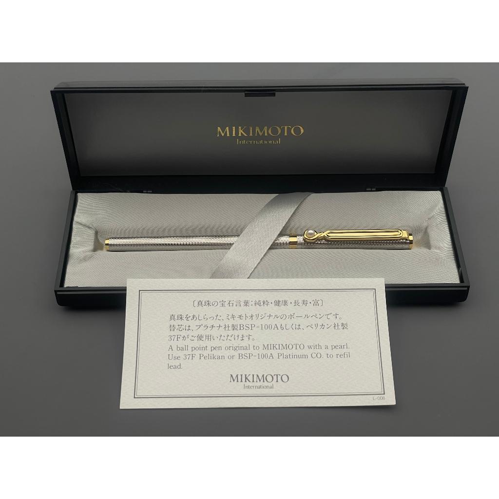 Bút bi có nắp Mikimoto made in Japan – 536.750.03801