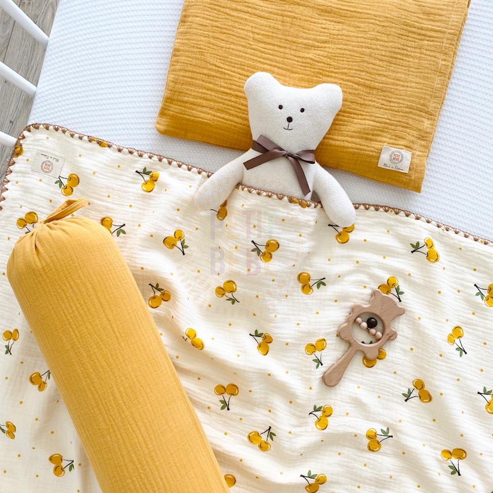 Chăn đa năng viền thủ công cho bé PETIT BEBE muslin thấm hút thoáng khí họa tiết cherry