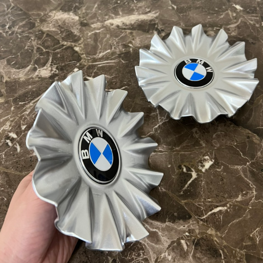 Logo chụp mâm, lazang bánh xe ô tô BMW 7 Series đời mới 730 Li, 740 Li, 750Li - Đường kính 17.2cm
