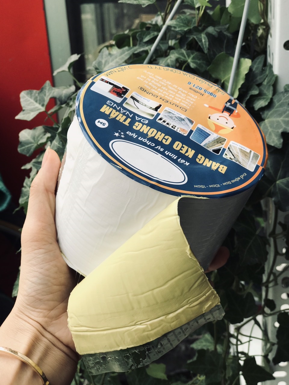 Băng Keo chống thấm, chịu nhiệt vá nứt trần nhà, tường, mái tôn, bể nước, ống nước, xô, chậu, bể bơi, kính ...TH bản 5cm