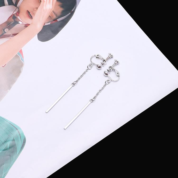 Khuyên tai bông tai BTS J-Hope 1 đôi