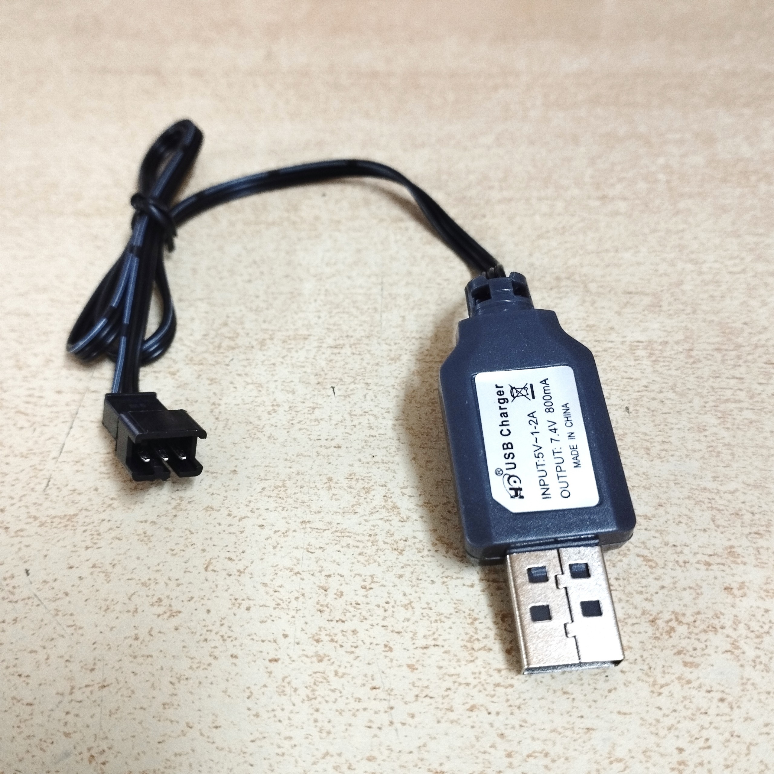 Dây cáp sạc USB điện áp 7.4V dung lượng 800mA jack cắm càng cua đen 3P