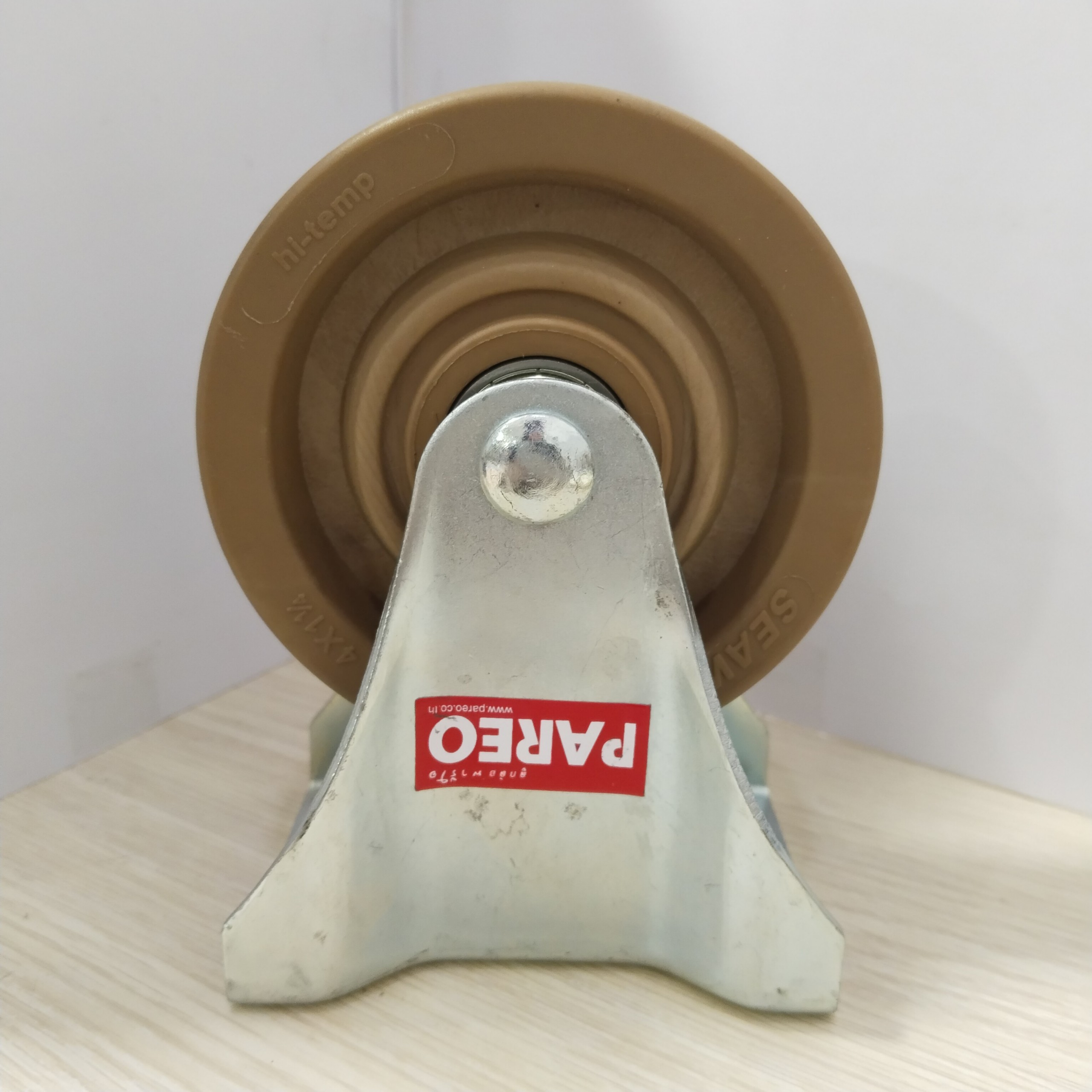 Bánh xe nhựa chịu nhiệt dành cho thiết bị Nung/ nướng/ hấp/ sấy - càng cố định - Thương hiệu Happy Move Thái Lan