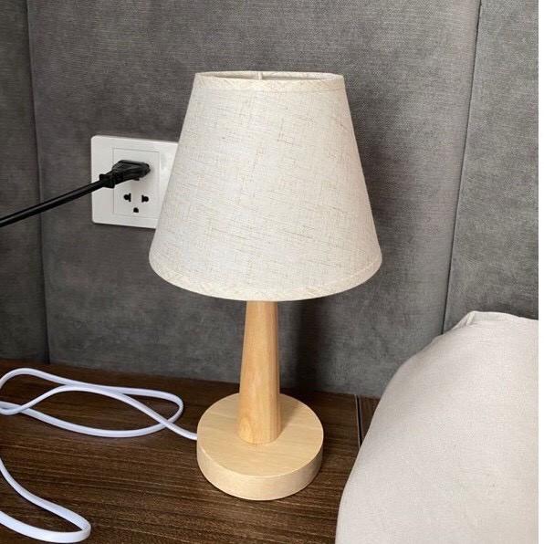 Đèn ngủ để bàn chân gỗ phong cách Nhật Bản NB01 - tặng kèm bóng LED tiết kiệm điện - HÀNG CÓ SẴN