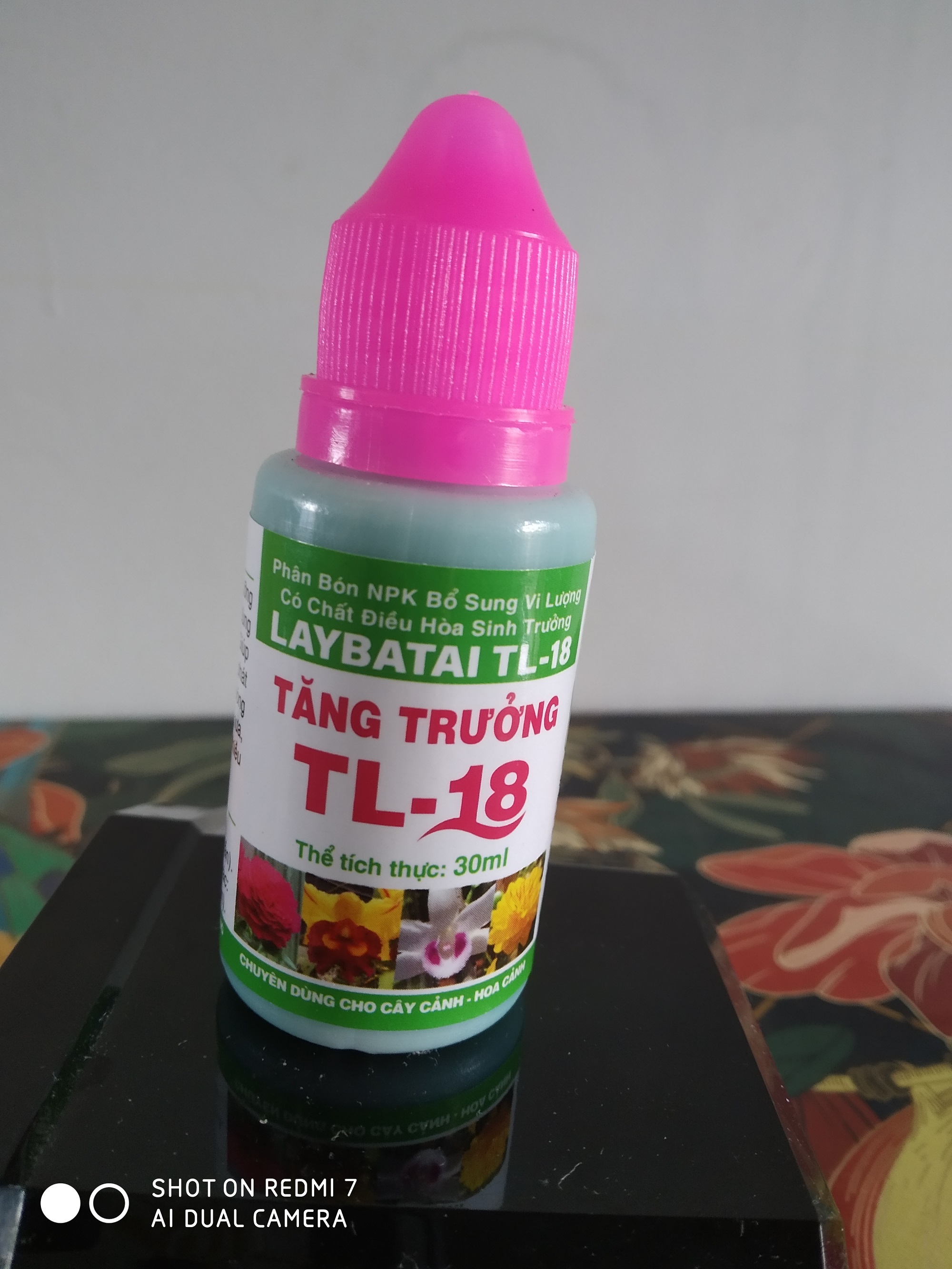 Phân bón NPK bổ sung vi lượng có chất điều hòa sinh trưởng LAYBATAI TL-18 - Chai 30 ml