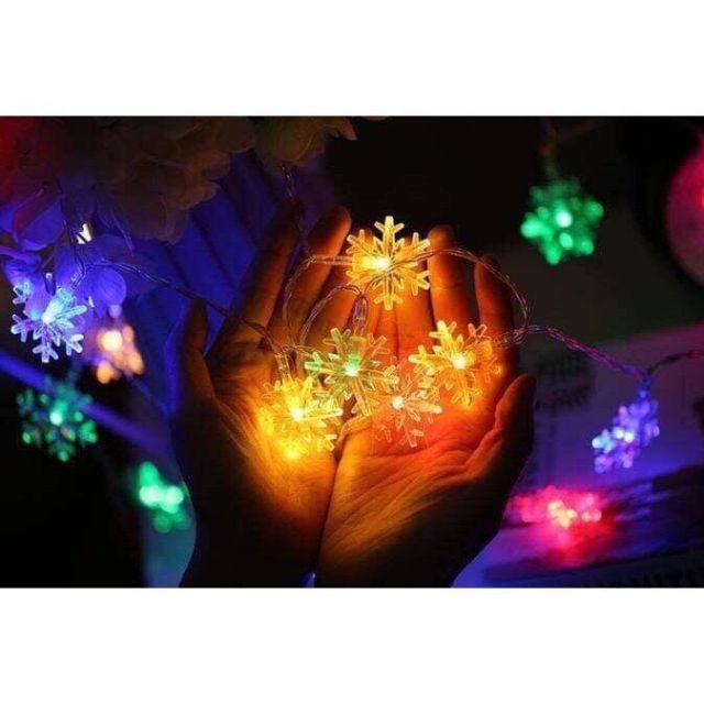 ĐÈN NHÁY TRANG TRÍ HÌNH HOA TUYẾT 4M 20 BÓNG