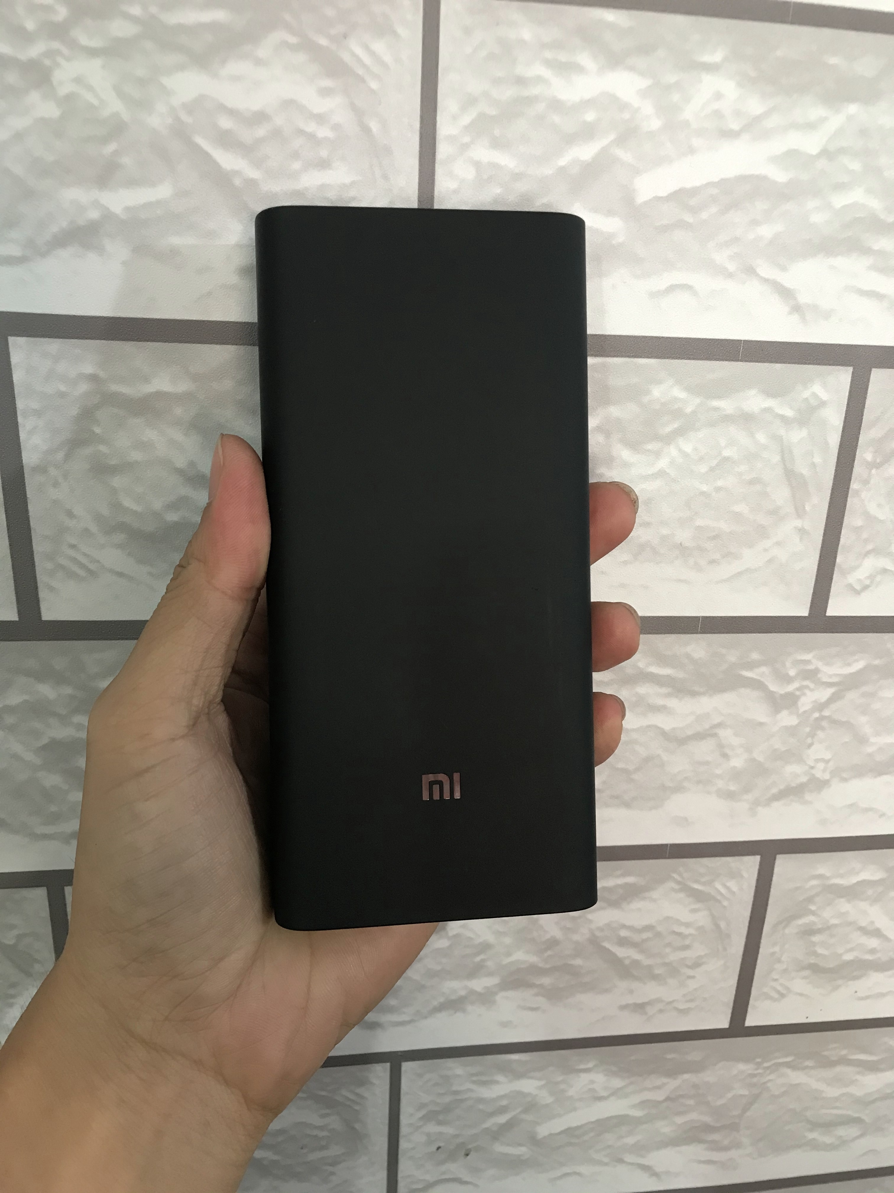 PIN SẠC DỰ PHÒNG XIAOMI MI 3 PRO 20.000MAH – HÀNG CHÍNH HÃNG