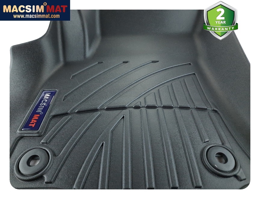 Thảm lót sàn xe ô tô dành cho Toyota Hilux 2015-đến nay Nhãn hiệu Macsim chất liệu nhựa TPV cao cấp màu đen(FDW-017)
