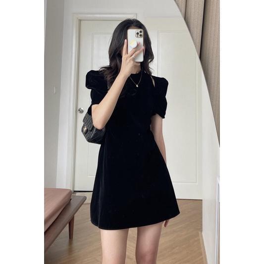Váy nhung hở vai