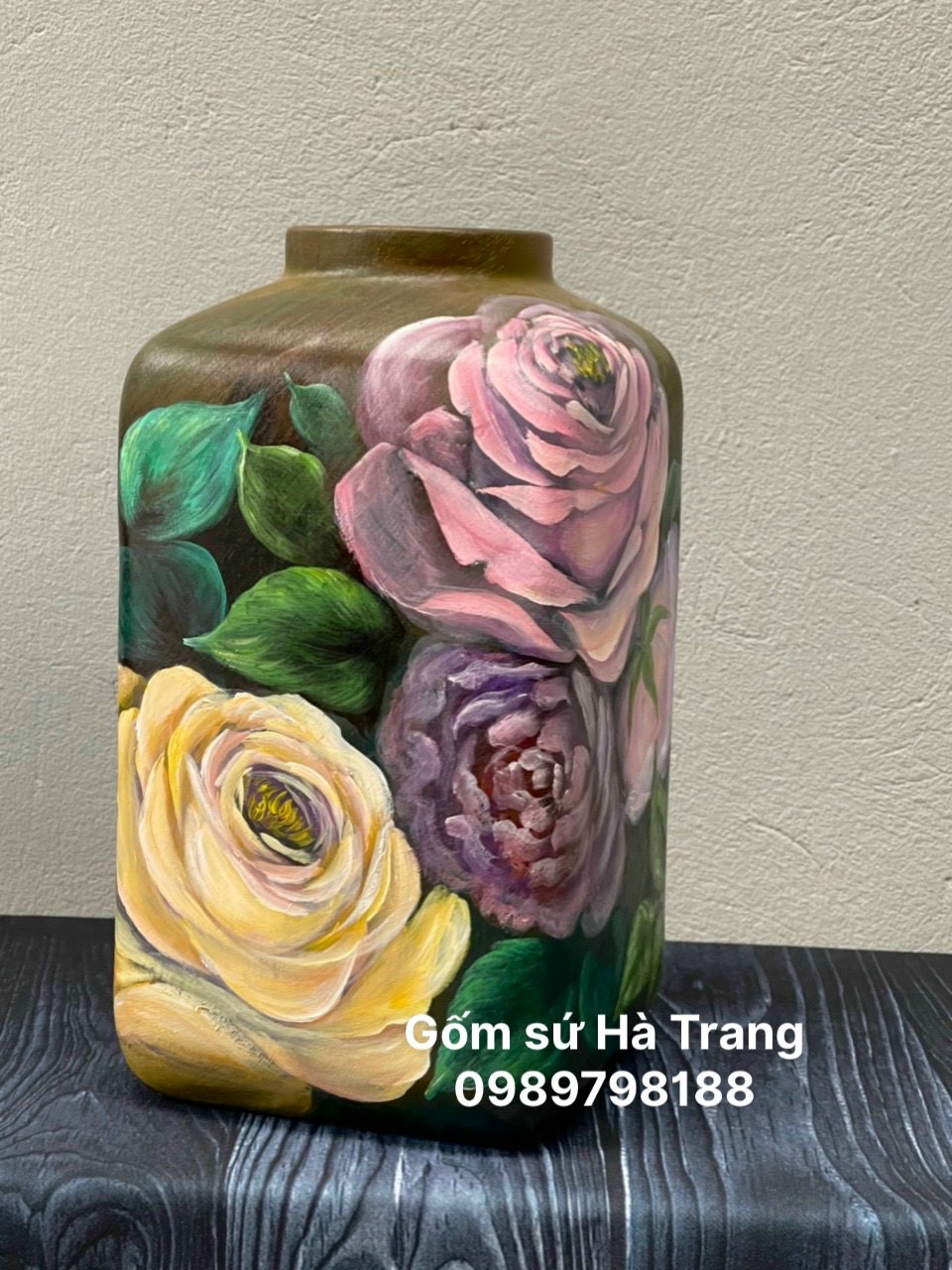 Lọ hoa gốm sứ Bát Tràng cao cấp vẽ 3D hoạ tiết hoa hồng cao 30cm