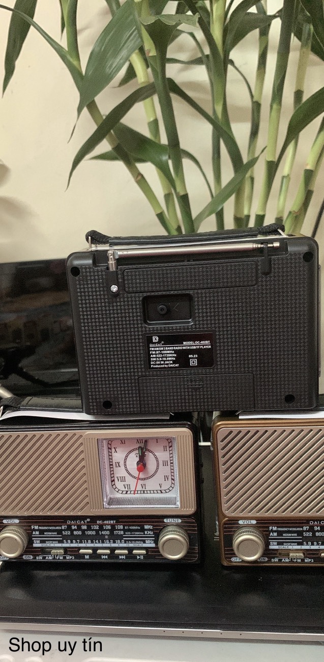 ĐÀI FM Radio Mẫu Mới DC-402BT CÓ ĐỒNG HỒ ,Nghe Nhạc Qua Usb,Thẻ nhớ FM/AM/SW quà tặng cho người thân yêu-Hàng Chính Hãng