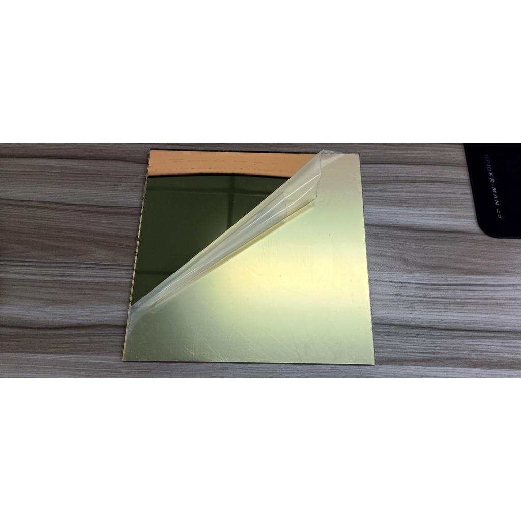 Kệ Mica tráng gương Chữ U, nhiều màu, nhiều kích thước, Dày 3mm - 20x8x10cm