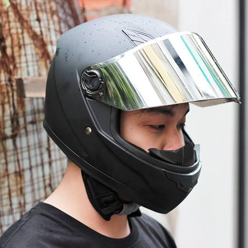 Nón Fullface Phượt _ Mũ Bảo Hiểm Đẹp Moto Royal Đen nhám _ Kính chống bụi, chống chói màu ngẫu nhiên