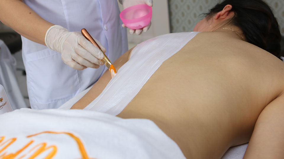 Kem ủ trắng Body, tắm trắng Spa