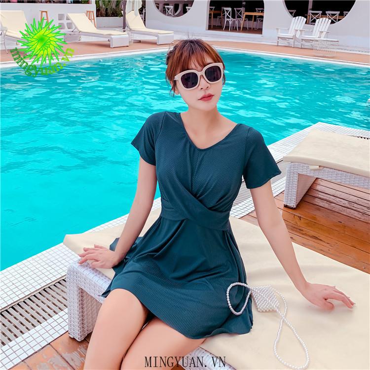 New conservative skirt-style one-piece loose swimsuit