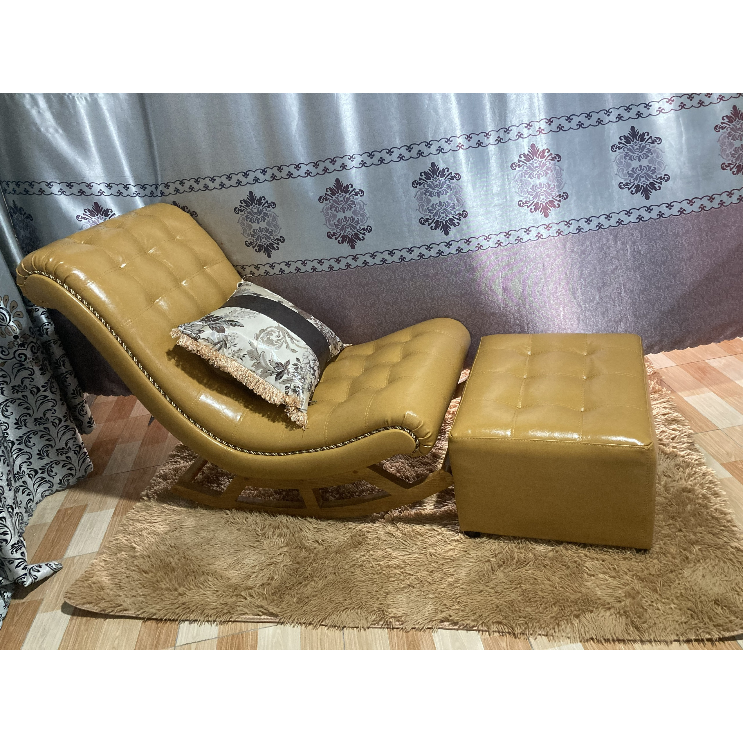 `sofa ,lưới bập bênh ,+ 1 đôn ,tặng kèm 1 gối ',2 màu