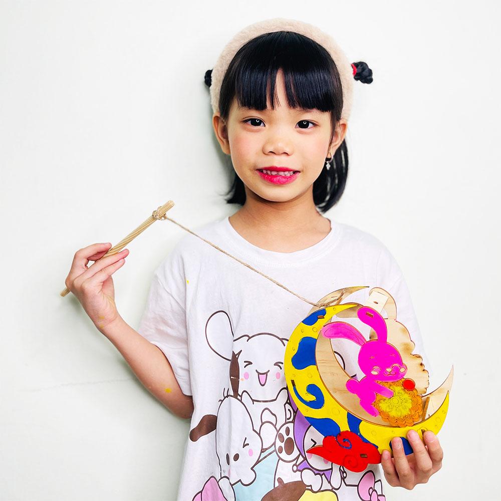 Lồng Đèn Sáng Tạo - Thỏ Con Bên Trăng - Giftbrand GB08