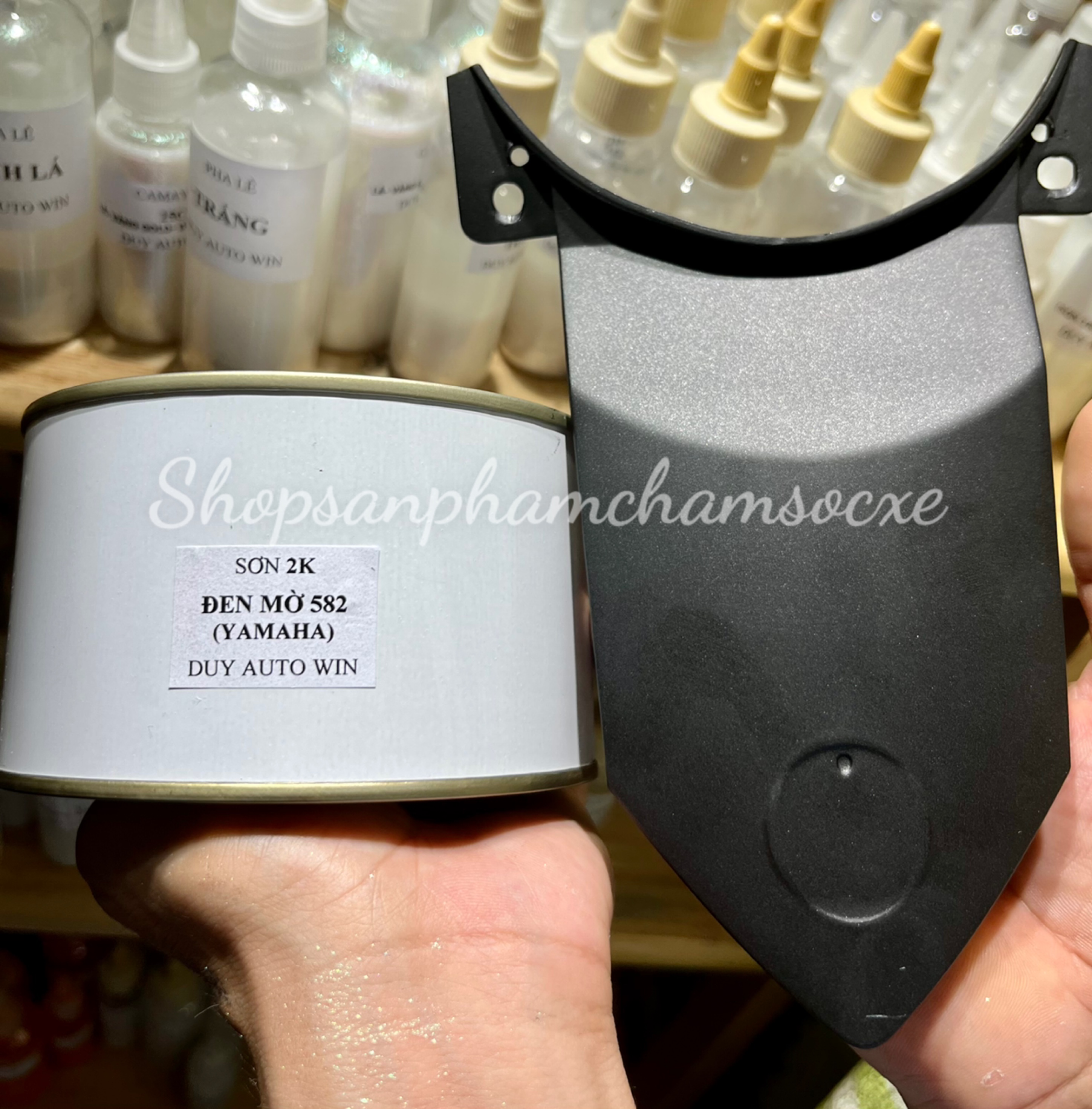 Sơn đen mờ 0582 Ya - Sơn 2k đóng lon 500g & 1kg