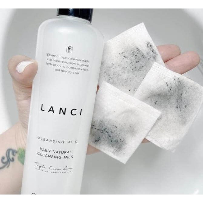 Nước tẩy trang đa năng LANCI dạng sữa giúp làm sạch sâu da mặt