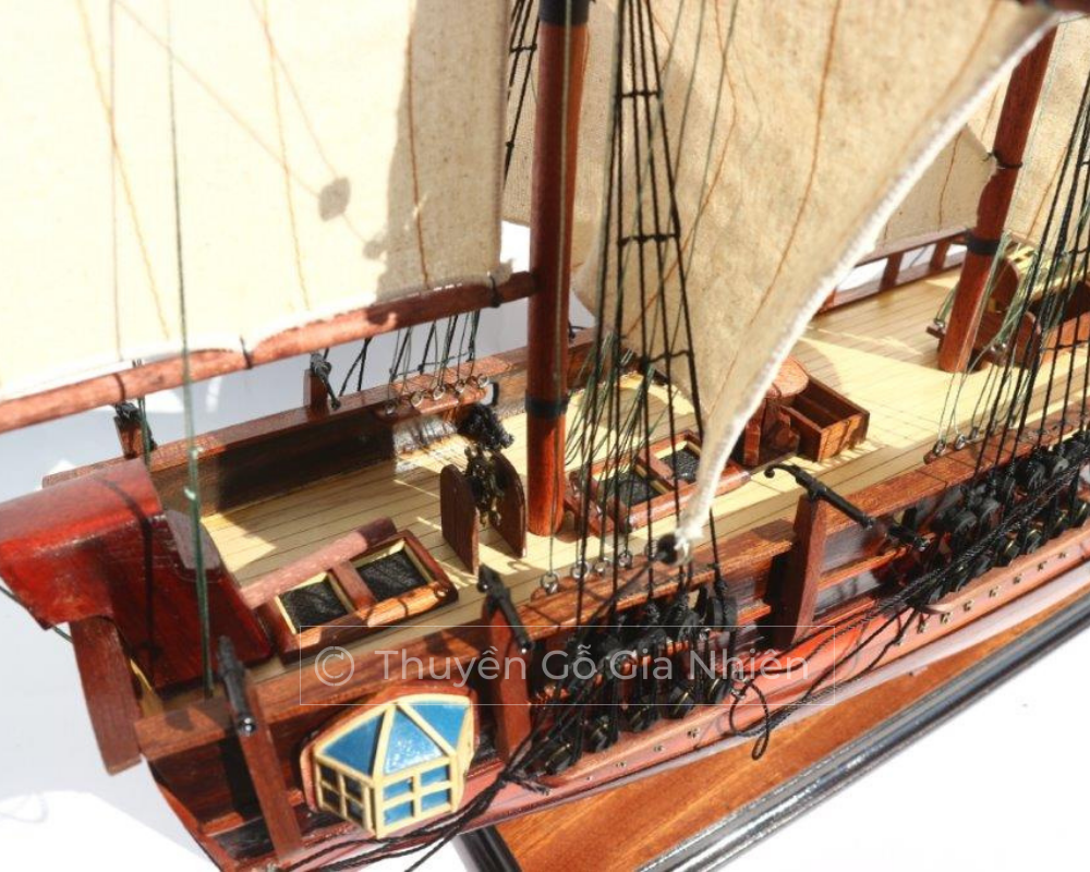 Mô Hình Thuyền Gỗ Phong Thủy Dạng Thuyền Cổ HMS BOUNTY Chính Hãng Hàng Xuất Khẩu Chất Lượng Cao
