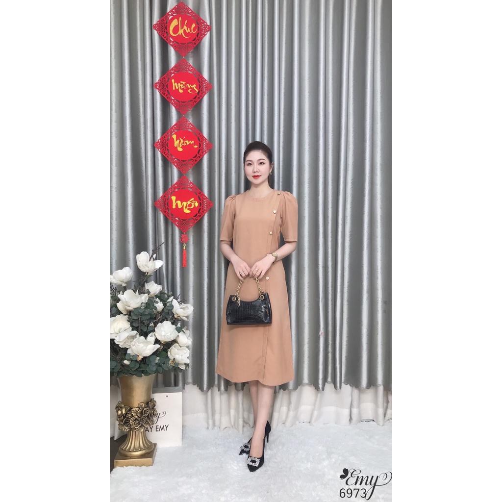 Đầm EMY EM6973 Suông Cổ Tròn