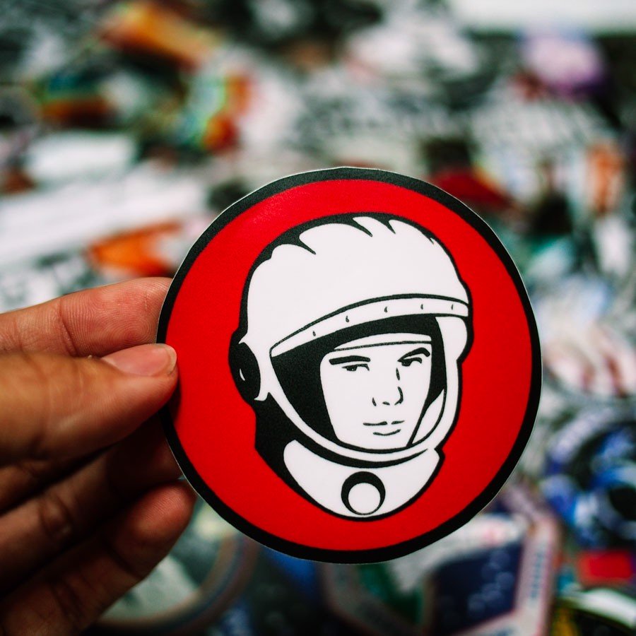 Hộp 100 Sticker Astronaut Phi hành gia vũ trụ dán Laptop, Vali, Mũ bảo hiểm, Điện thoại, Xe máy, hình dán chủ đề Phi hành gia