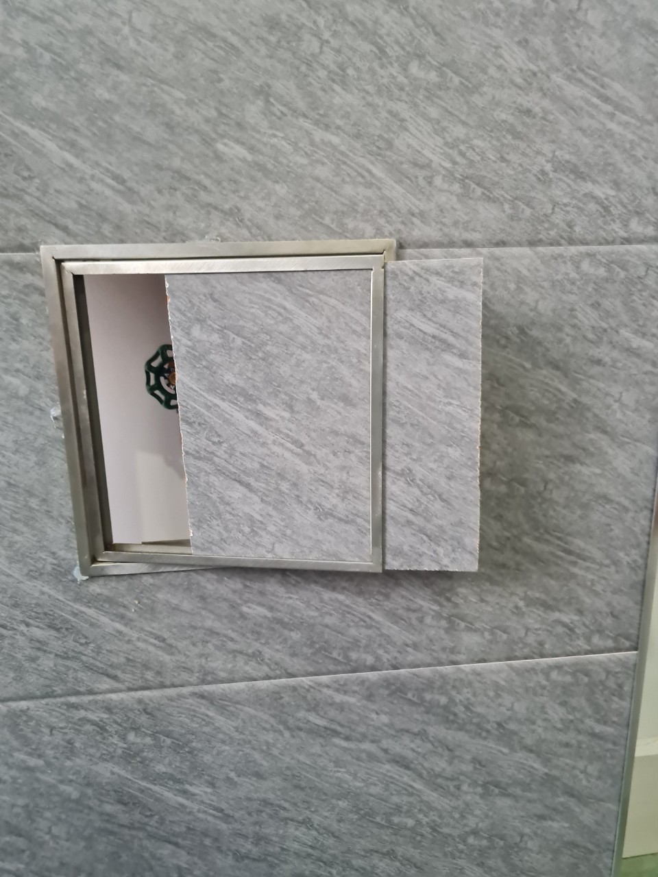 cửa thăm hộp kỹ thuật 25x25