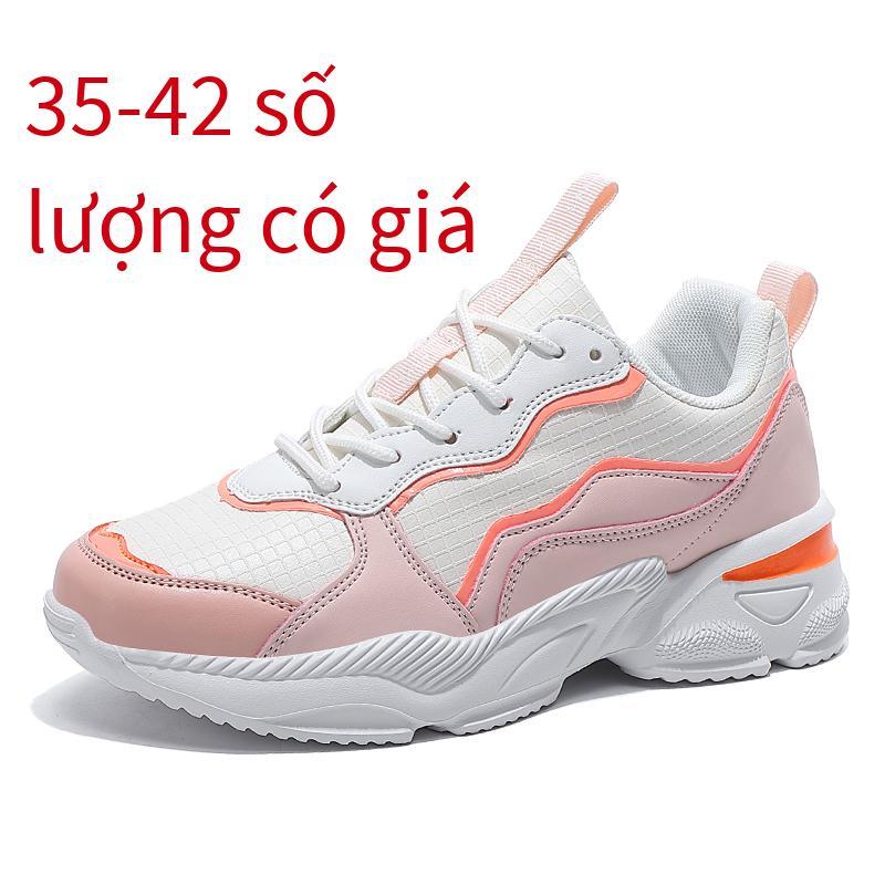 Khuyến mại bố giày giao hàng nhanh ngoài trời giày đôi giày thường giày lưới đỏ giày tăng chiều cao