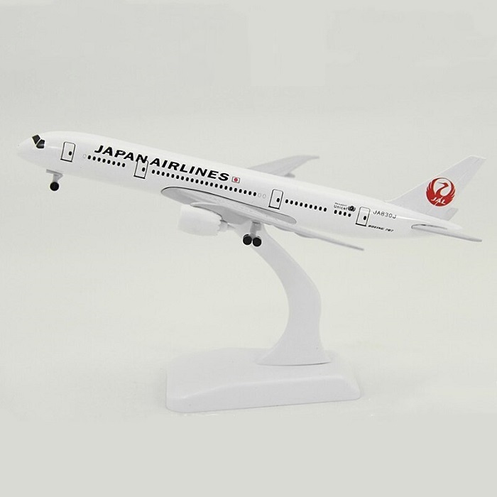Mô hình máy bay tĩnh Boeing B787 Japan Airlines 18cm có bánh xe