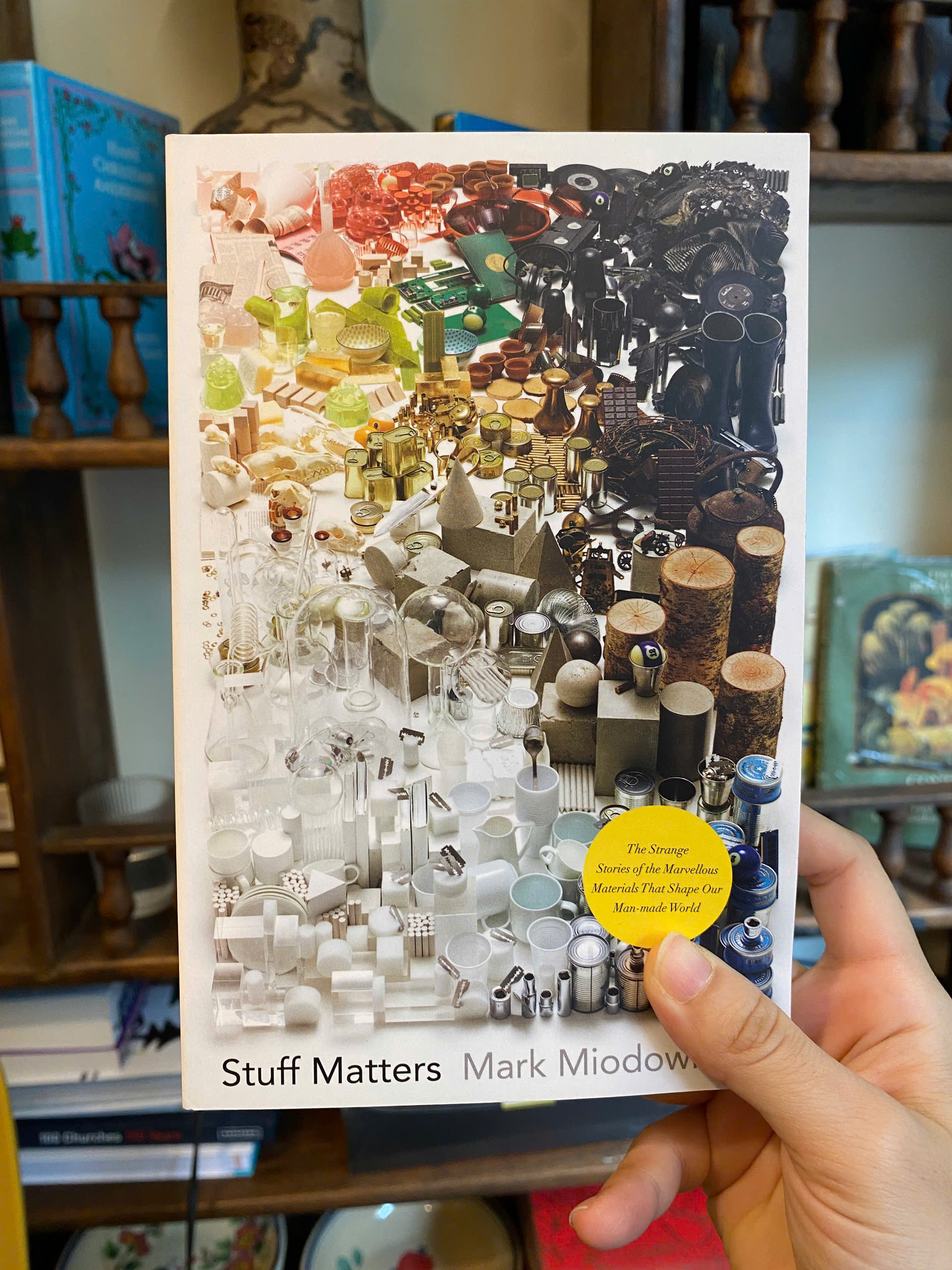 Sách - Stuff Matters by Mark Miodownik - Science/Nonfiction book in English - Sách Ngoại Văn
