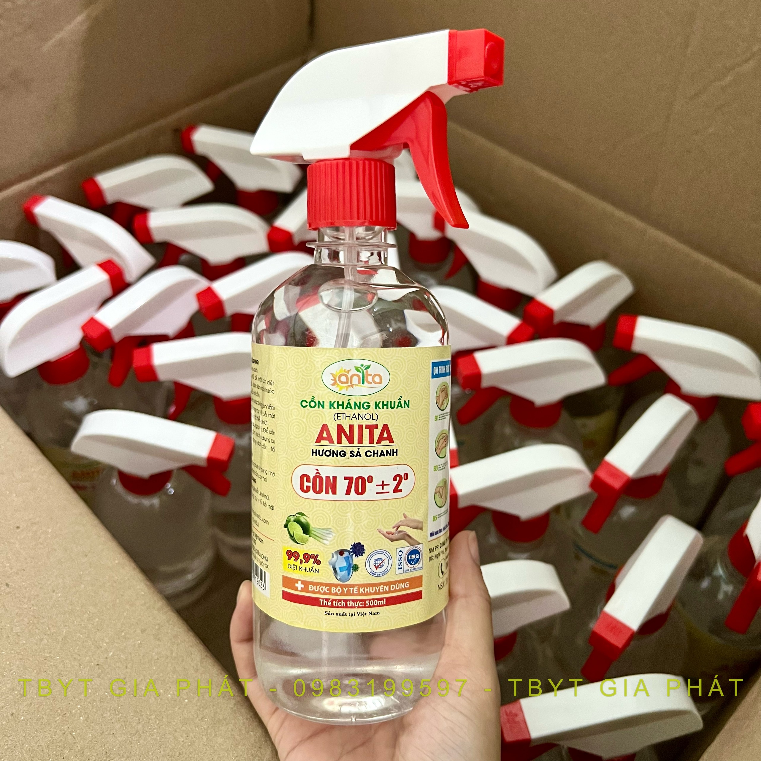 CỒN Y TẾ SÁT KHUẨN 70 ĐỘ HƯƠNG SẢ CHANH DỊU NHẸ CHAI VÒI XỊT 500ML