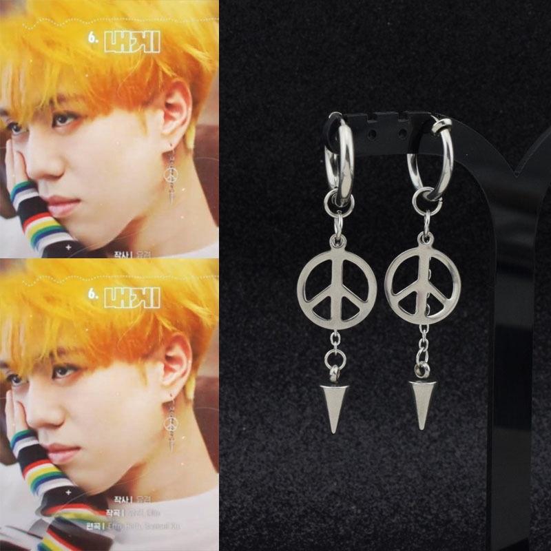Khuyên tai idol GOT7 biểu tượng hòa bình