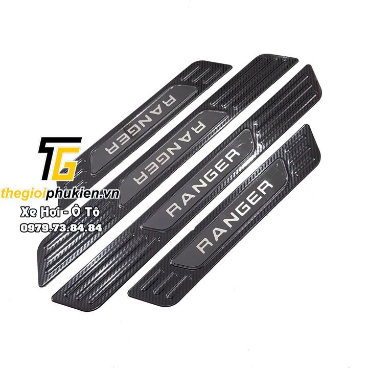 Bộ Ốp bậc cửa, Nẹp bước chân dành cho Ford Ranger vân Carbon