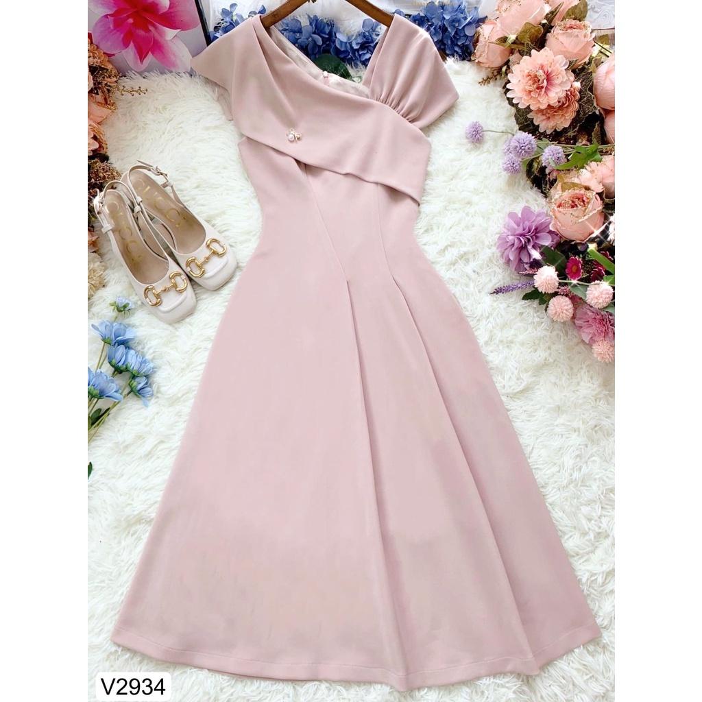 Đầm Thiết Kế Ginny Dress Lệch Vai Kèm Tag Cài - Váy Thiết Kế Cao Cấp Màu Be