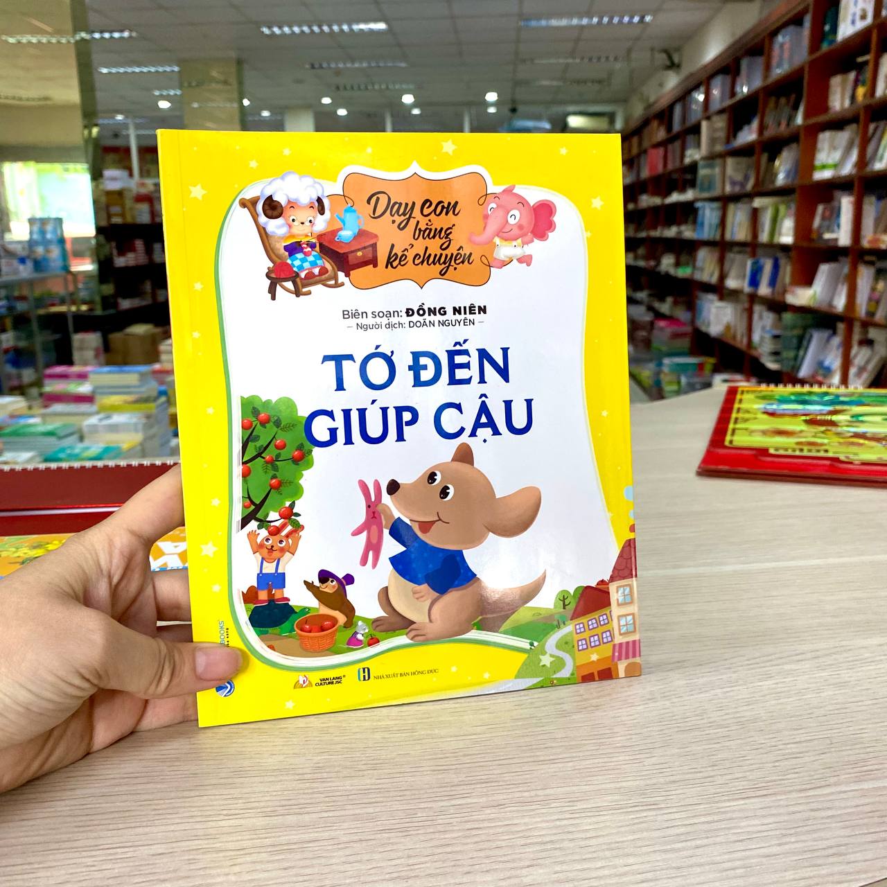 Dạy Con Bằng Kể Chuyện - Tớ Đến Giúp Cậu - Vanlangbooks